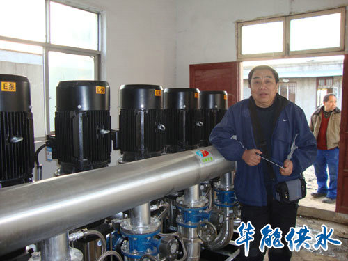 武漢市蔡甸區(qū)柏林鎮(zhèn)自來(lái)水廠(chǎng)泵房設(shè)備實(shí)況